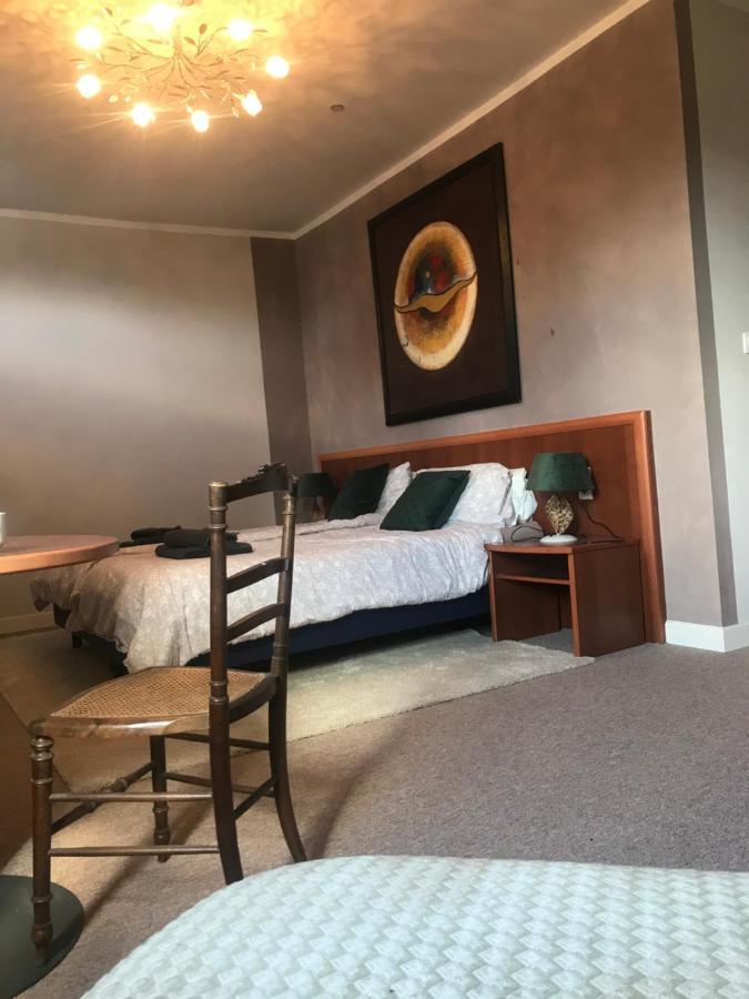 Moon River Chambre D'Hote Saint-Junien Ngoại thất bức ảnh